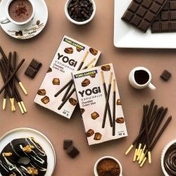  YOGI Chocolate with Almonds Cream Stick 36G