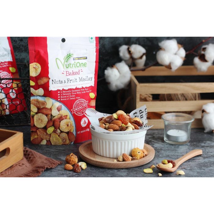 Nutrione Baked Nuts & Fruit Medley